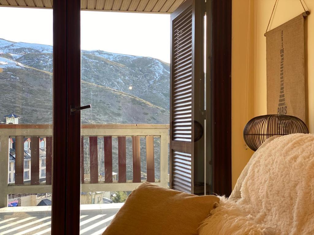 Ático con vistas increibles a pie de pista y garaje incluido Serra Nevada Exterior foto